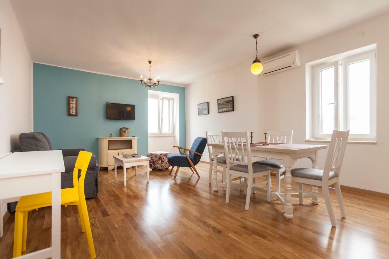 Apartment Amare Seaview Rovinj Extérieur photo