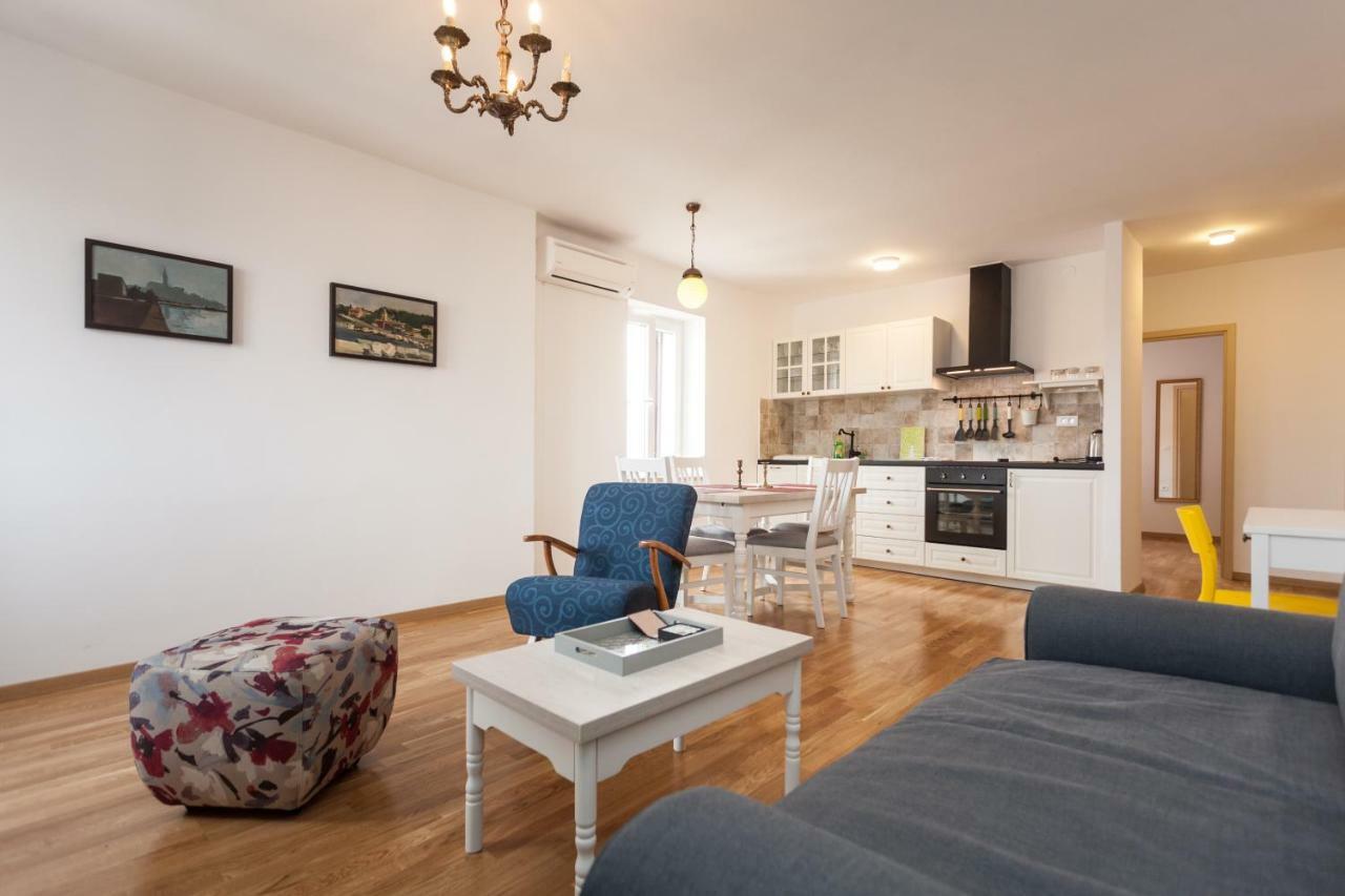 Apartment Amare Seaview Rovinj Extérieur photo