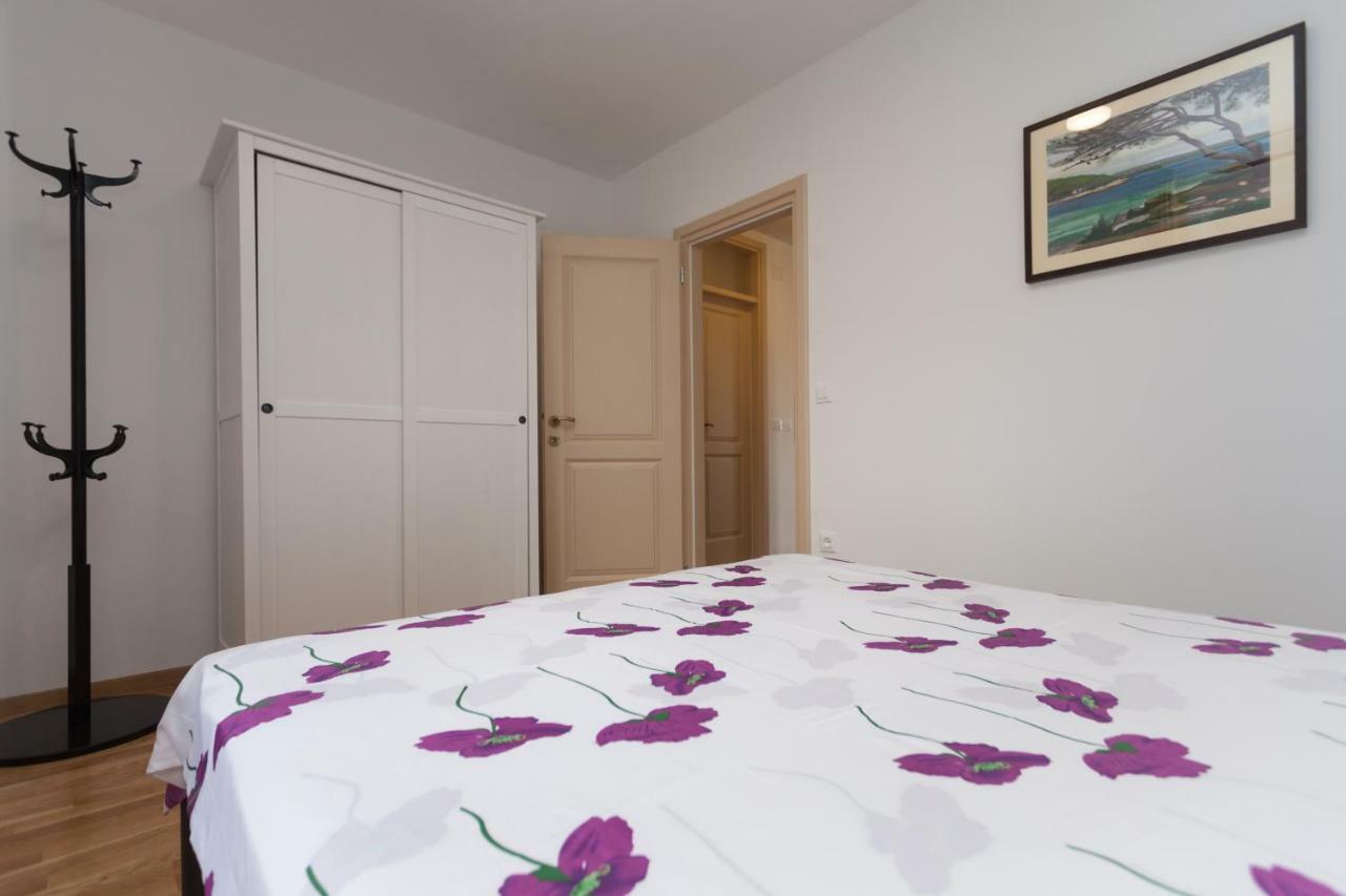 Apartment Amare Seaview Rovinj Extérieur photo